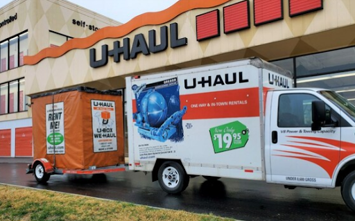 U-Haul Moves Into Former Texas Outlet Mall